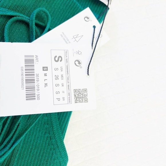 Zara Green Long Sleeve V-Neck Crop Top Crossbody Straps SZ S NWT - Picture 2 of 8